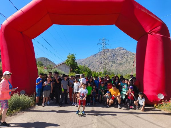 Escuela El Melocotón III Corrida Familiar Escolar