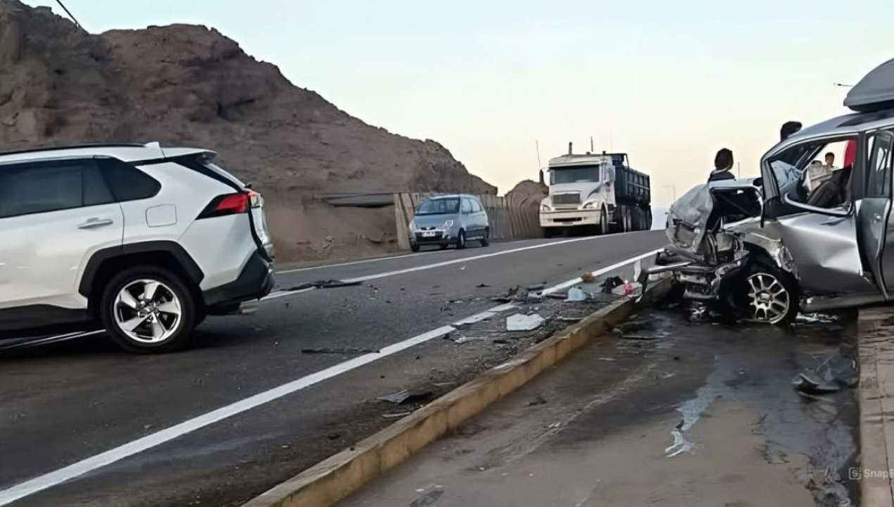 /choque-en-sector-muelle-de-piedra-de-taltal-deja-dos-lesionados