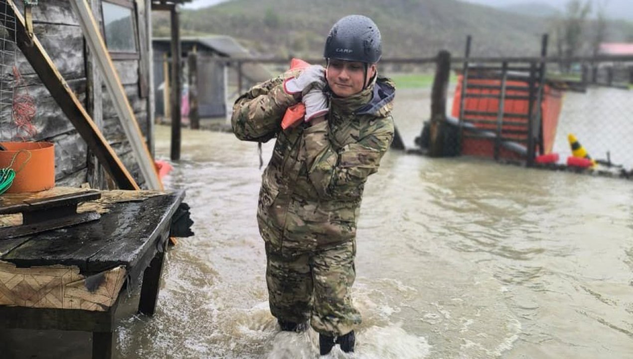 /ejercito-despliega-apoyo-ante-emergencia-climatica-en-aysen