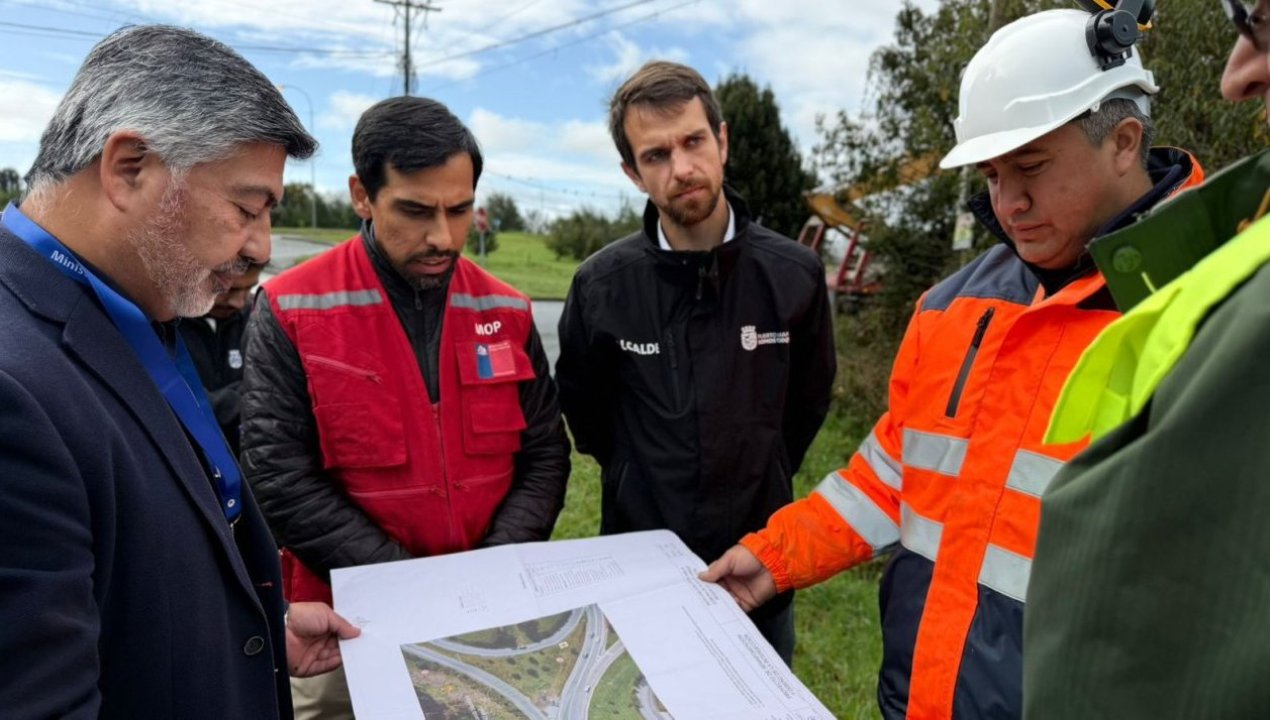 /puerto-varas-inicia-obras-de-nuevo-cruce-semaforizado-en-linea-nueva-con