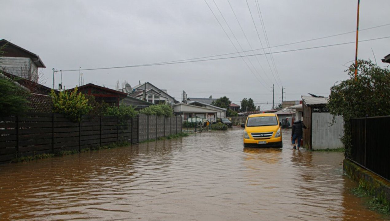 /actualidad/desastres-naturales/lluvias/actual-sistema-frontal-deja-al-menos-3-mil-damnificados-en-region-de