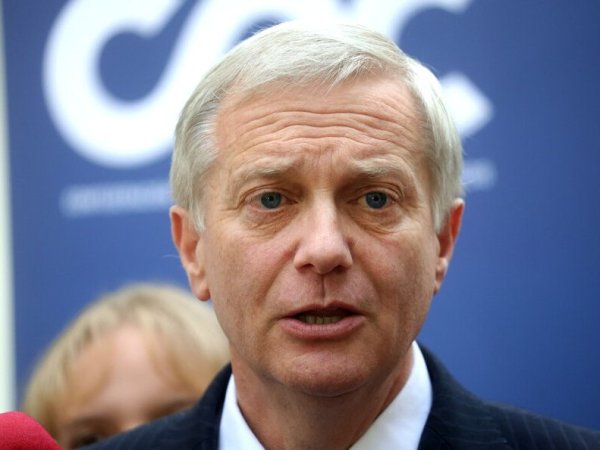 Kast responde a polémico video de Sebastián Zamora sobre “limpiar las calles”