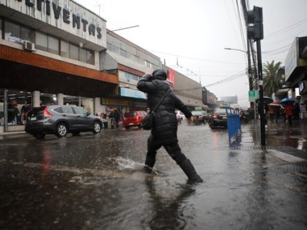 Nuevo sistema frontal afectará al centro-sur del país con lluvias, nieve y ráfagas de viento este fin de semana