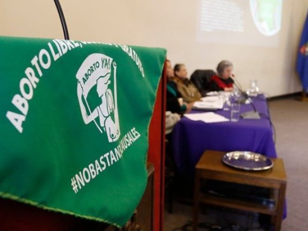Informe expone que cuatro de cada diez médicos públicos rechazan el aborto por violación