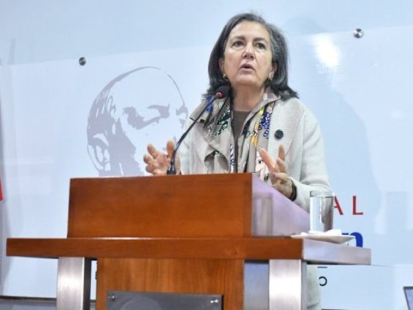 Firman promesa de compraventa de terrenos para la ampliación del Hospital Carlos Van Buren
