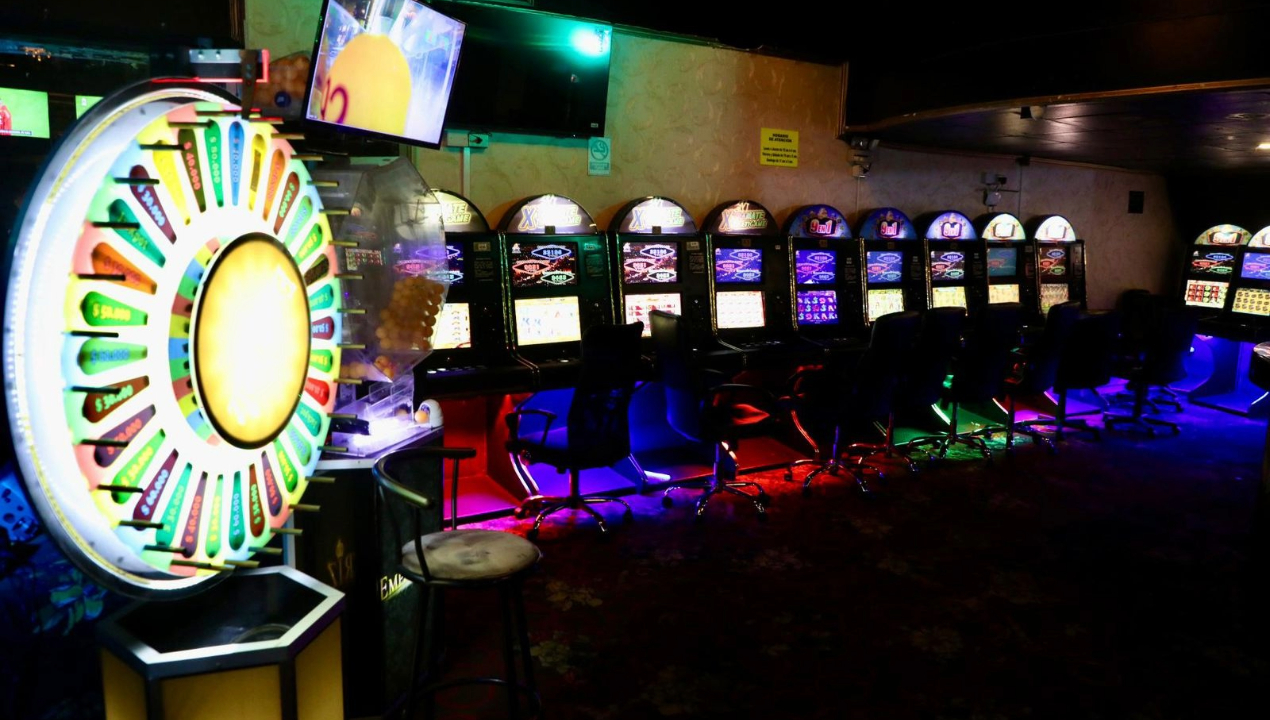 /municipalidad-de-antofagasta-clausuro-centrico-casino-de-juegos-clandestino